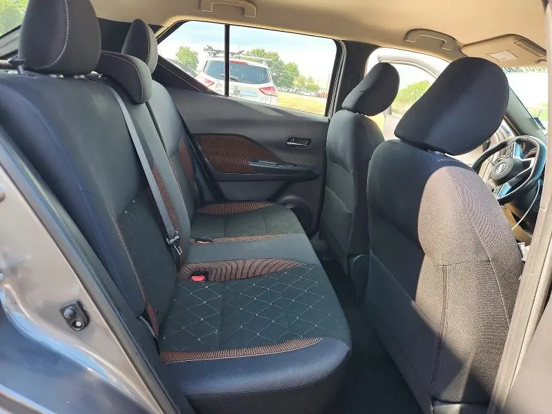 2018 NISSAN KICKS S  