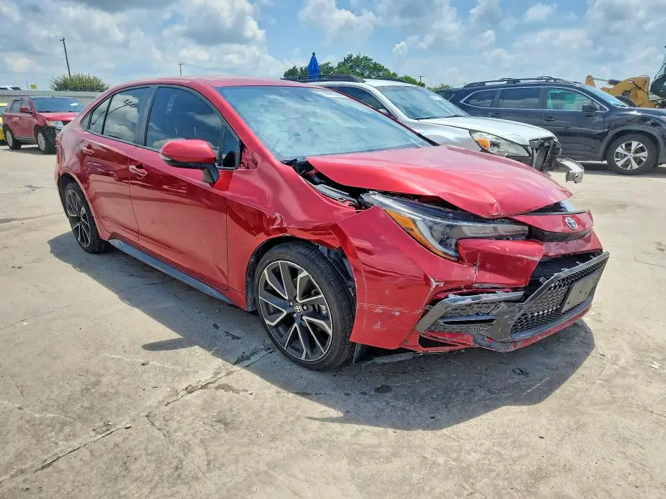 2020 TOYOTA COROLLA SE  
