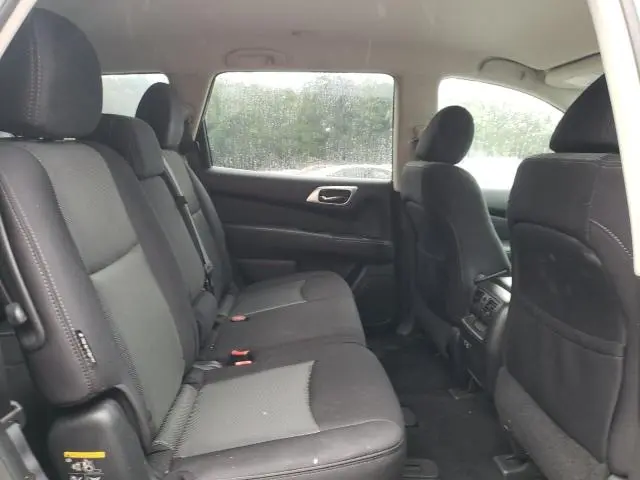 2019 NISSAN PATHFINDER S  