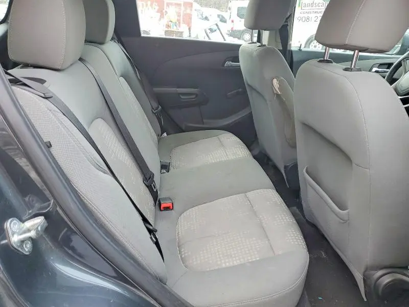 2013 CHEVROLET SONIC LS  