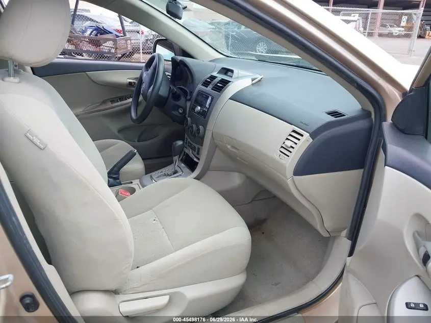 2013 TOYOTA COROLLA  