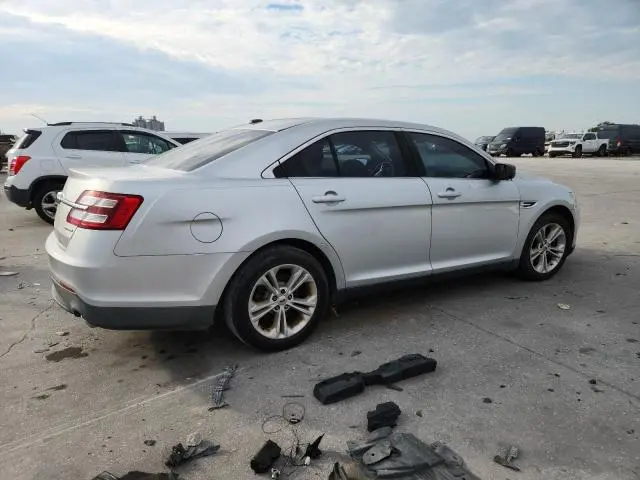 2015 FORD TAURUS SE  