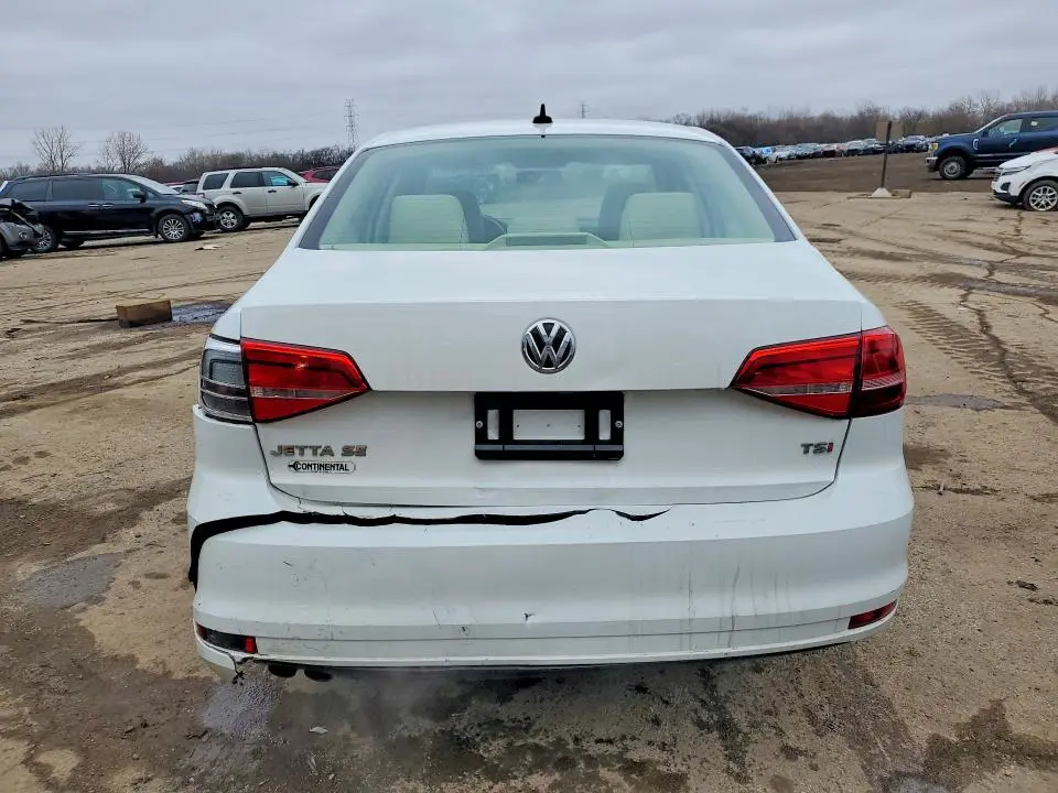 2015 VOLKSWAGEN JETTA SE  