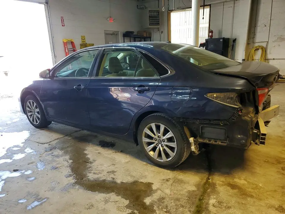 2017 TOYOTA CAMRY XLE  