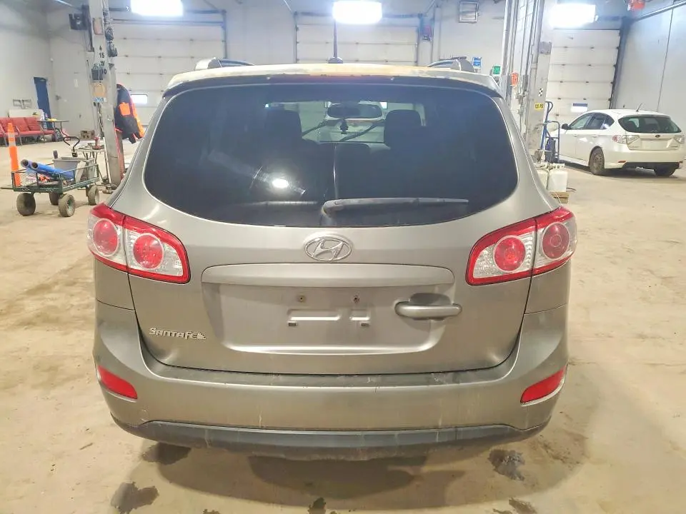 2012 HYUNDAI SANTA FE GLS  