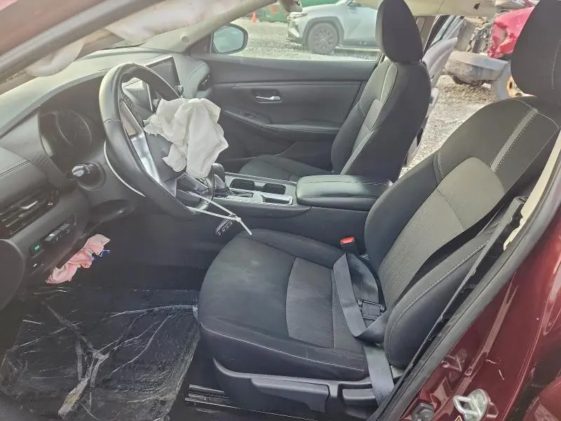 2022 NISSAN SENTRA SV  