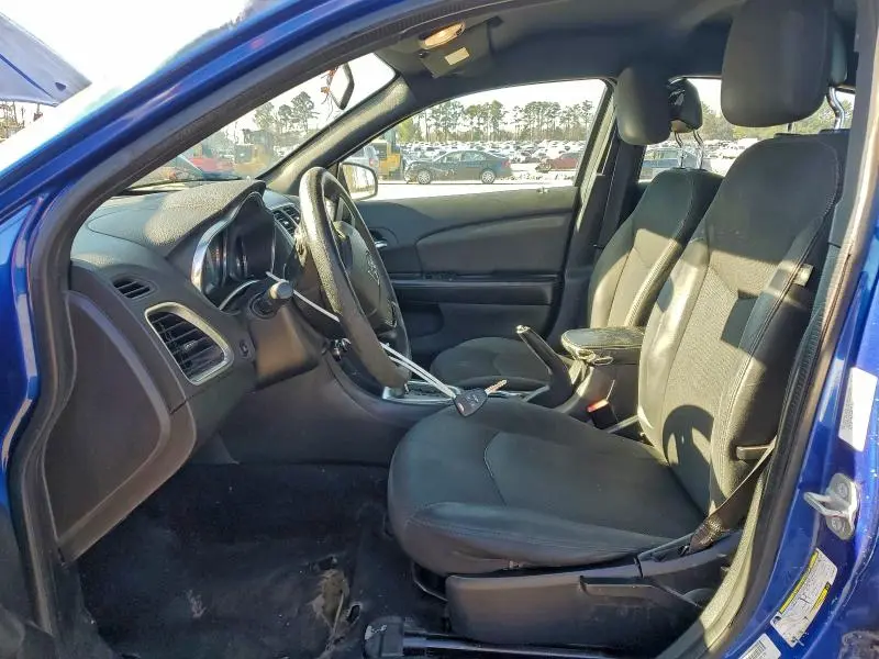 2014 DODGE AVENGER SE  