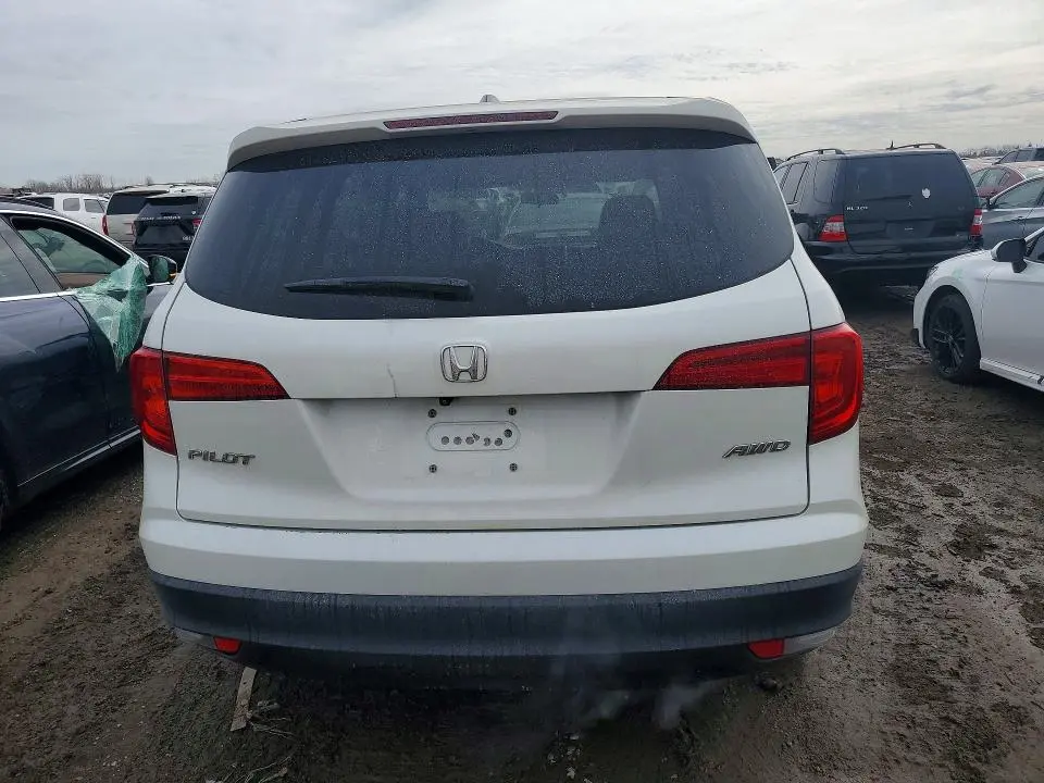 2016 HONDA PILOT EX  