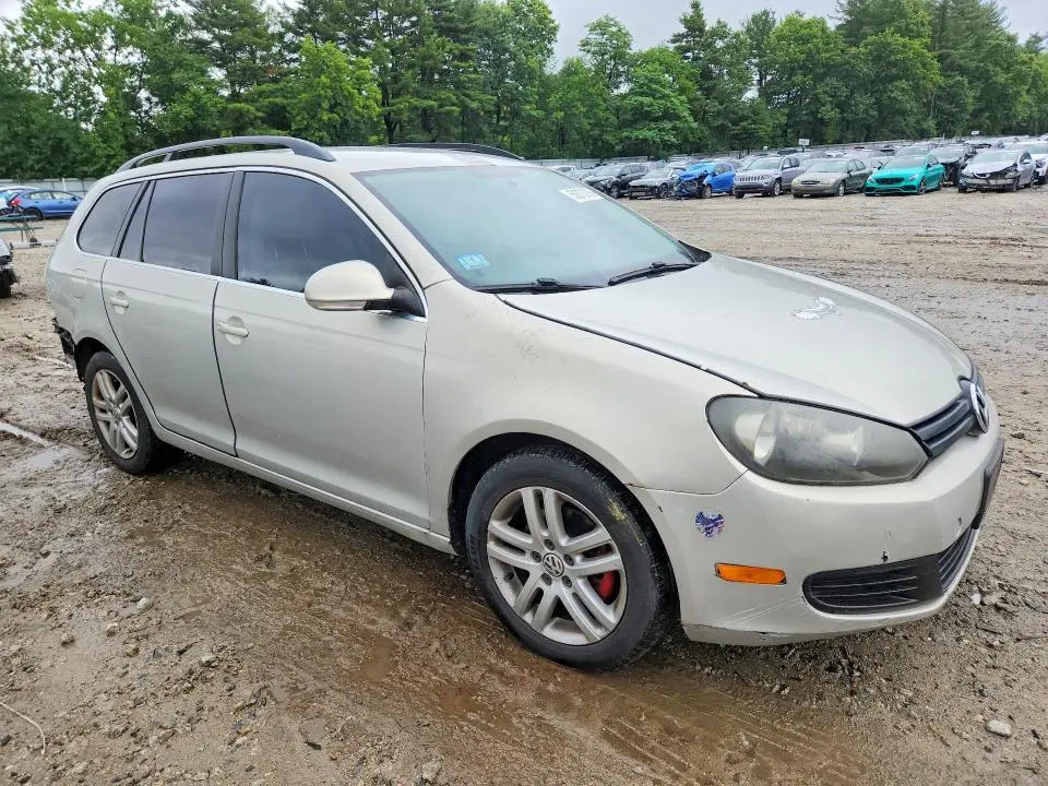 2011 VOLKSWAGEN JETTA S  