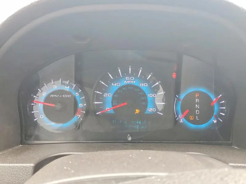 2010 FORD FUSION SE  