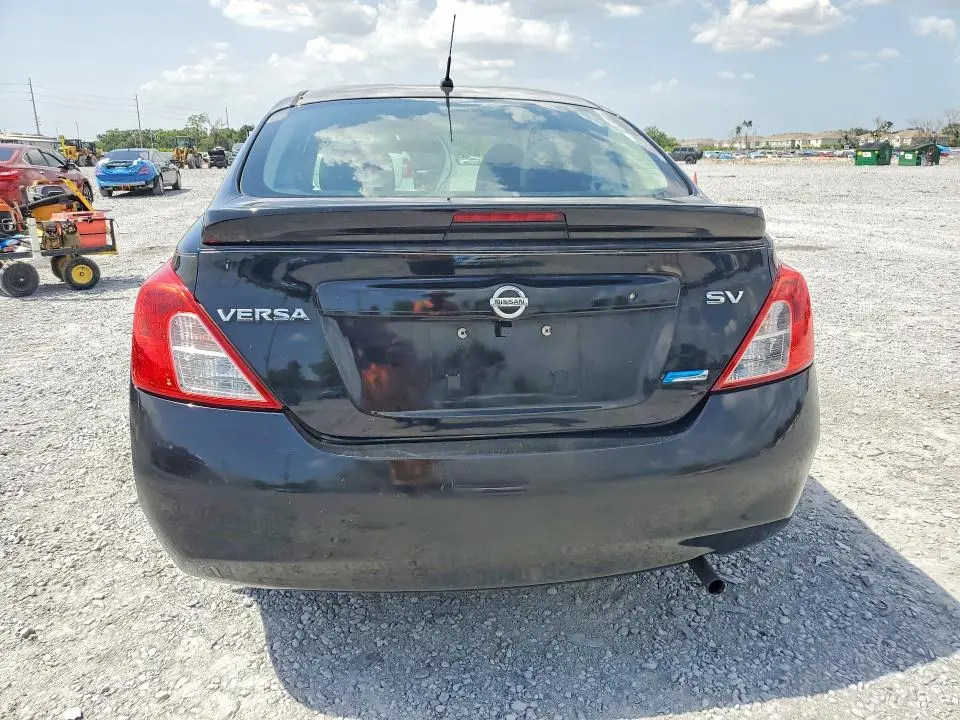 2014 NISSAN VERSA 1.6 SV  