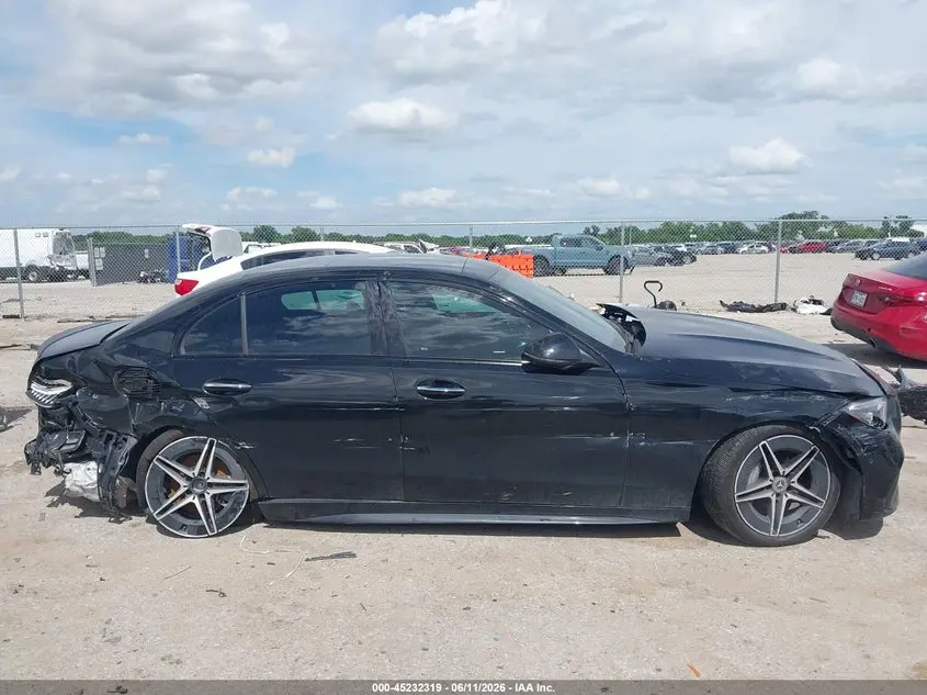 2024 MERCEDES-BENZ C 300  