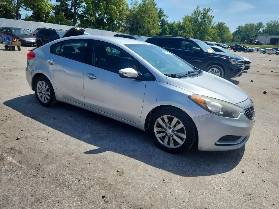 2016 KIA FORTE LX  