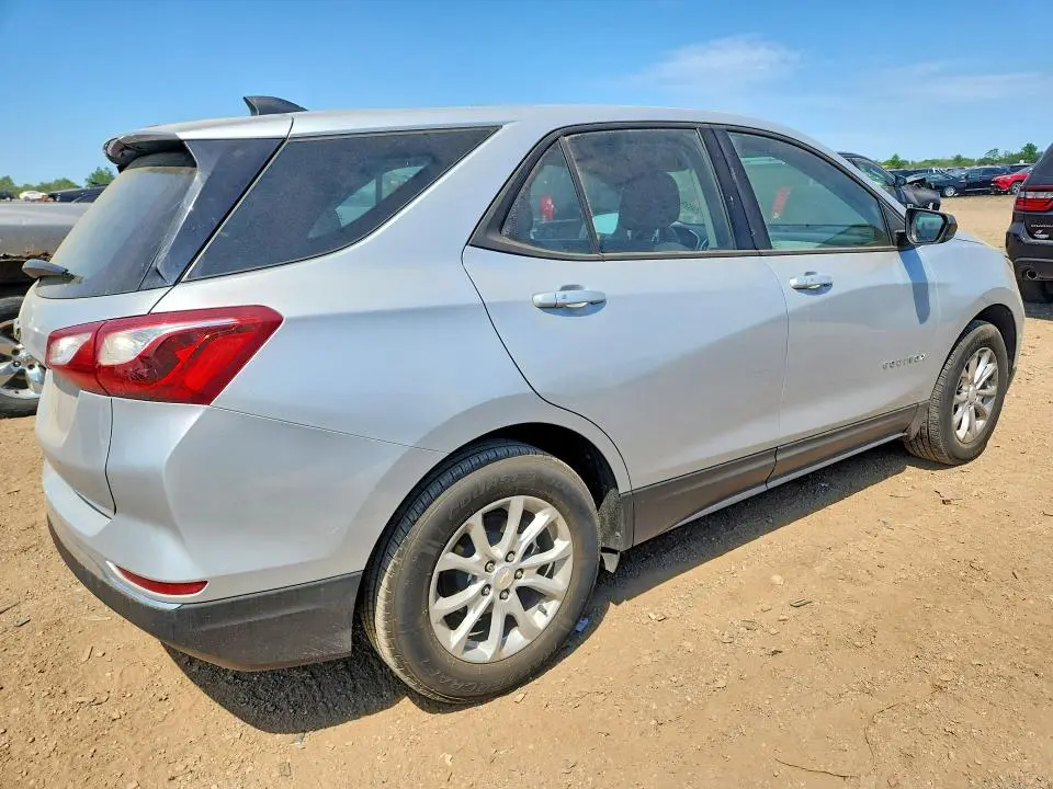 2018 CHEVROLET EQUINOX LS  