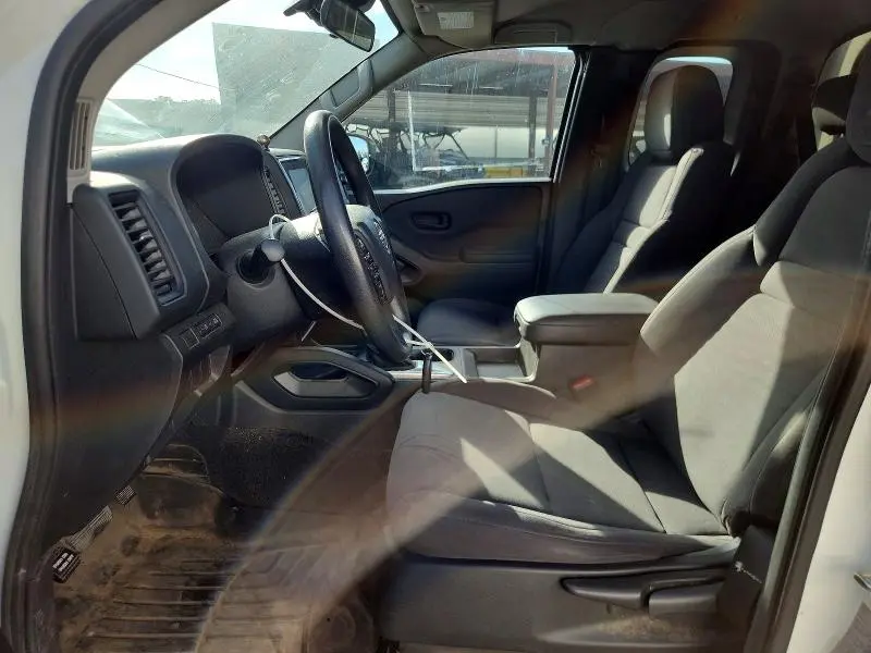 2024 NISSAN FRONTIER S  