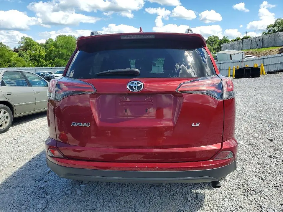 2018 TOYOTA RAV4 LE  