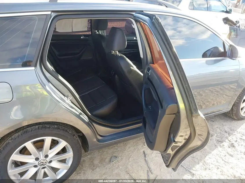 2012 VOLKSWAGEN JETTA SPORTWAGEN 2.0L TDI