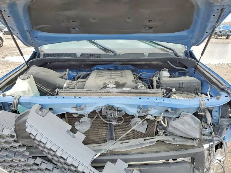 2020 TOYOTA TUNDRA CREWMAX SR5  