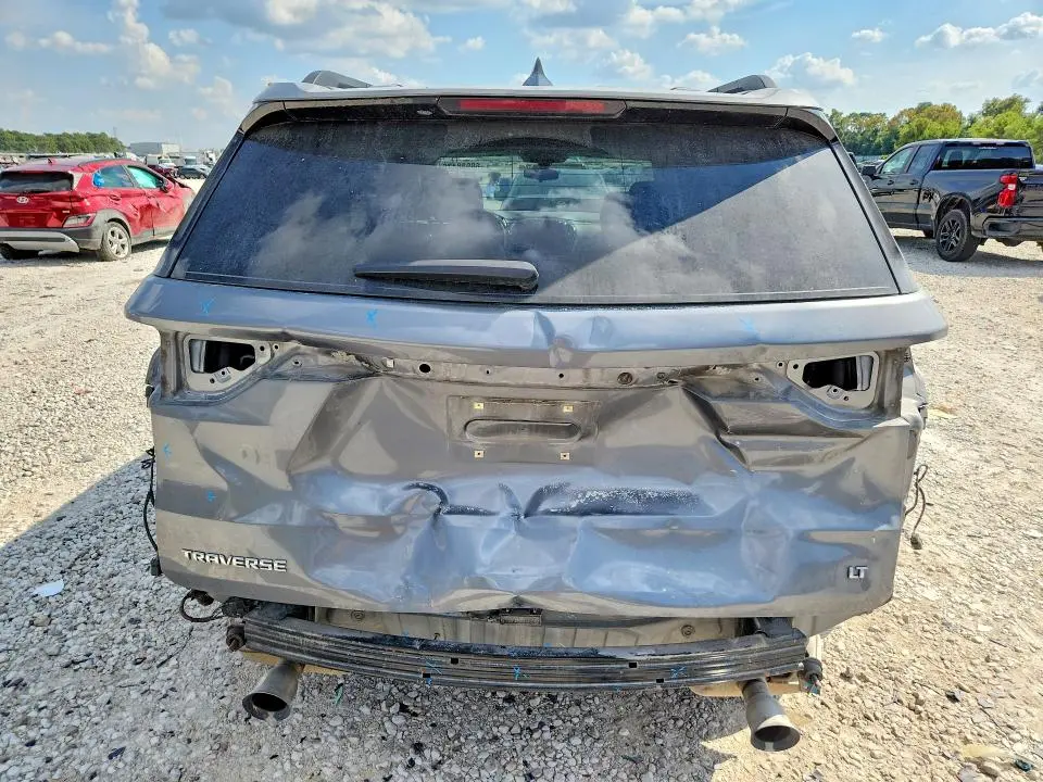 2019 CHEVROLET TRAVERSE LT  