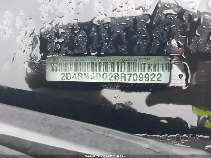 2011 DODGE GRAND CARAVAN EXPRESS