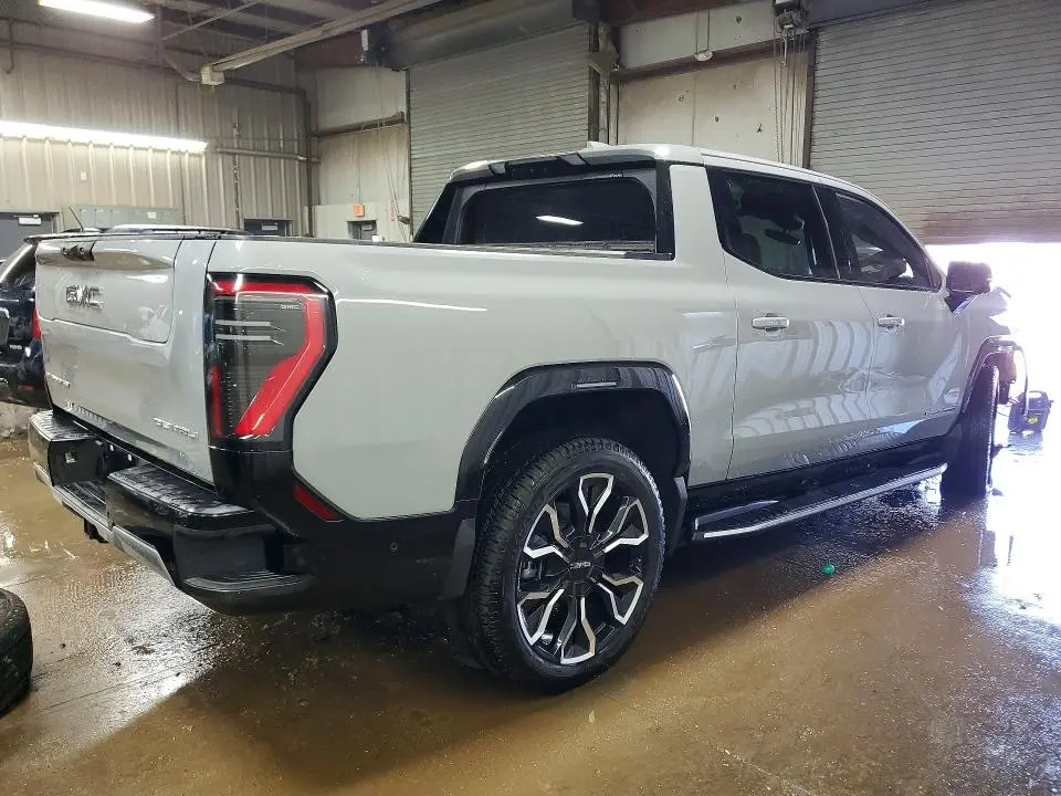 2025 GMC SIERRA DENALI  