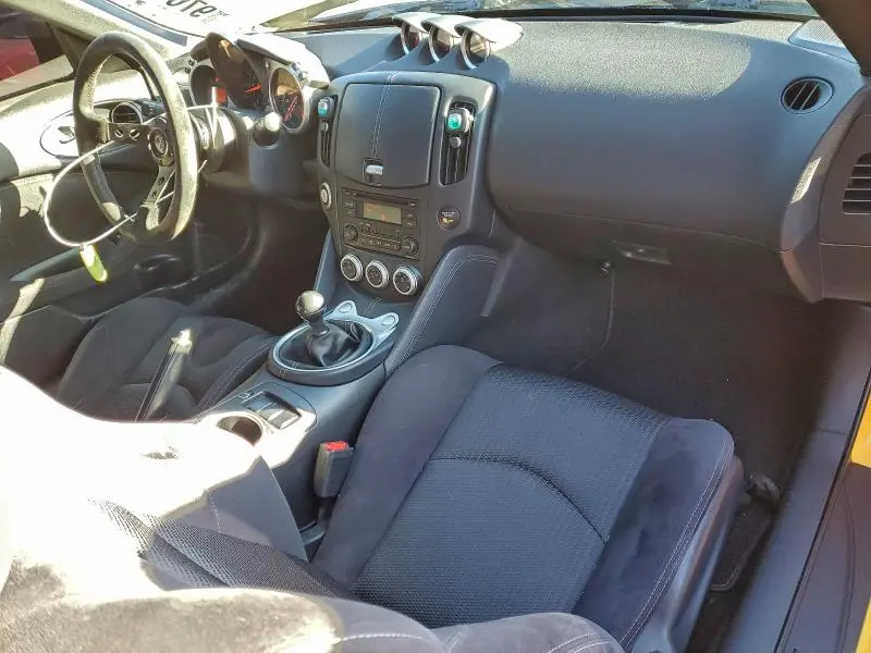 2017 NISSAN 370Z BASE  