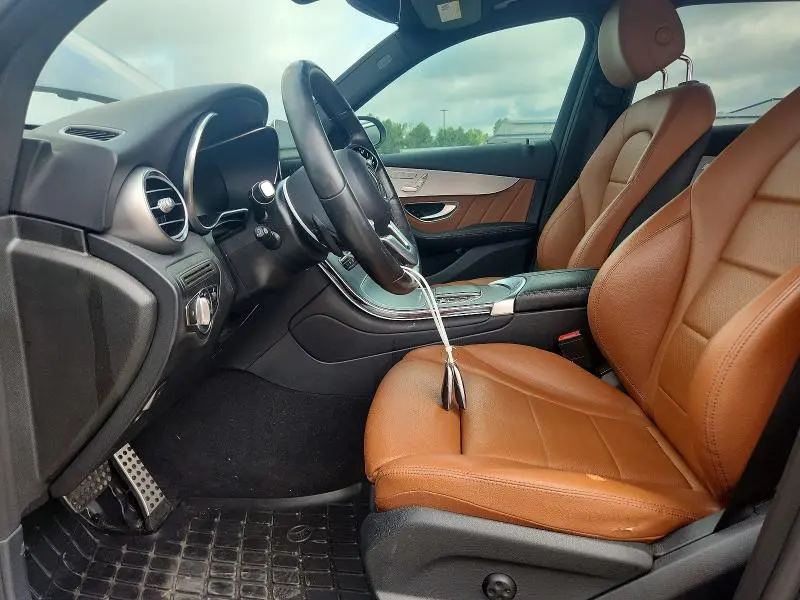 2021 MERCEDES-BENZ GLC 300 4MATIC  