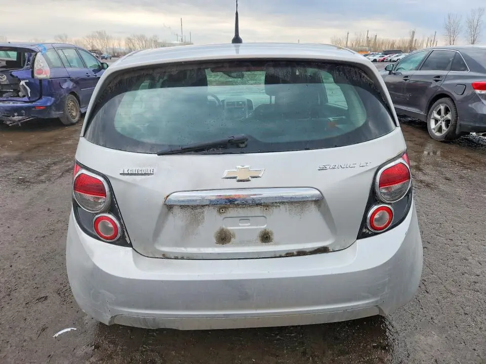 2014 CHEVROLET SONIC LT  