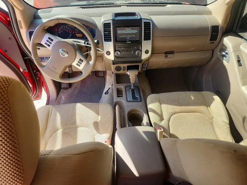 2016 NISSAN FRONTIER SV  