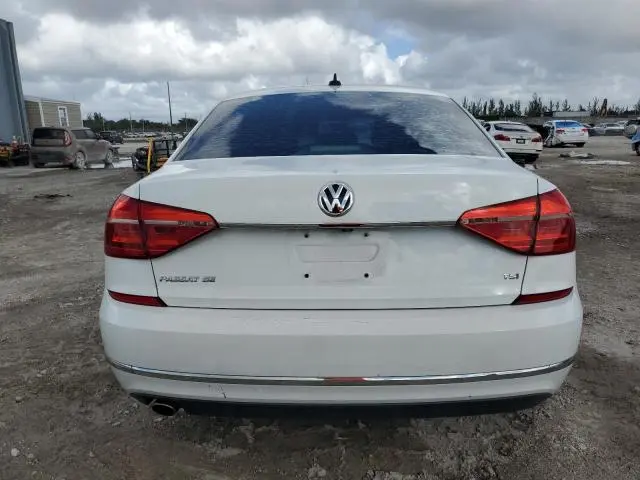 2016 VOLKSWAGEN PASSAT SE  