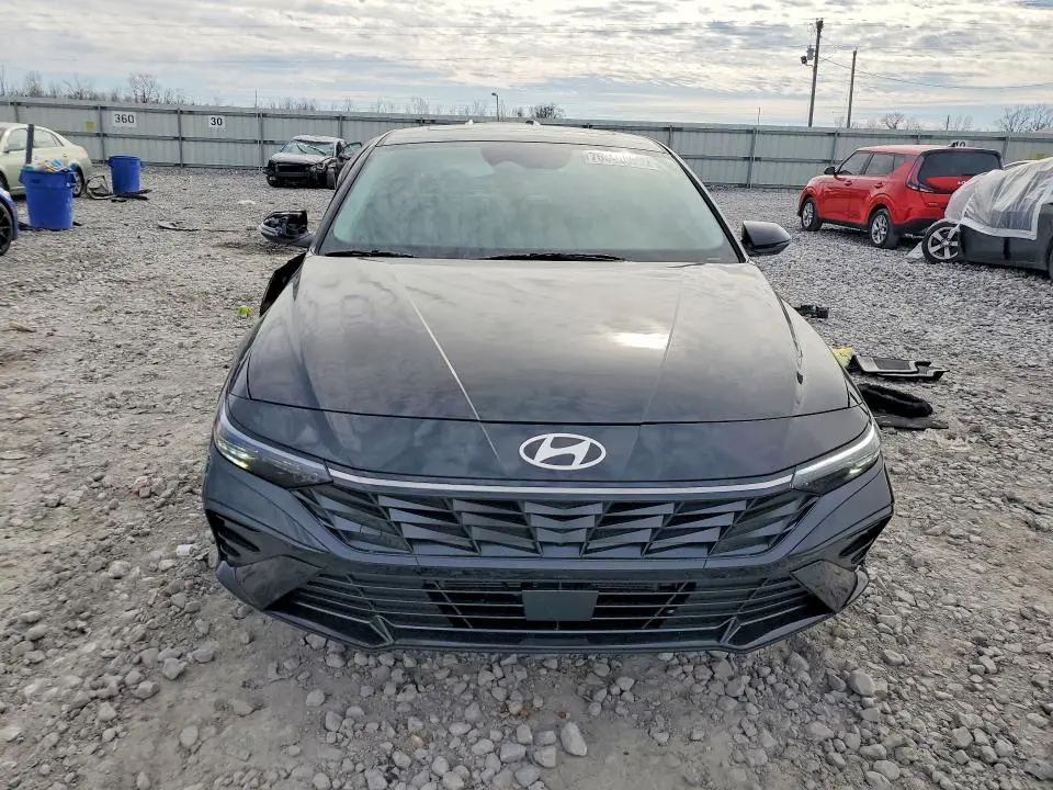 2025 HYUNDAI ELANTRA LIMITED  