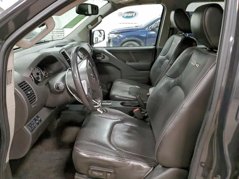 2015 NISSAN FRONTIER S  