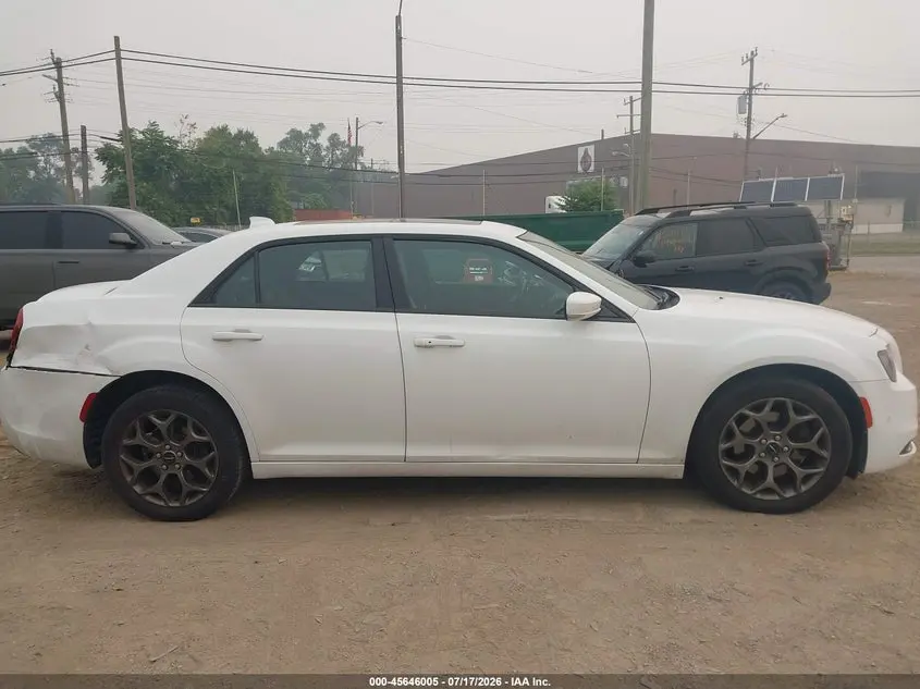 2016 CHRYSLER 300  