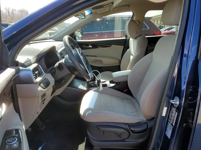 2019 KIA SORENTO LX  