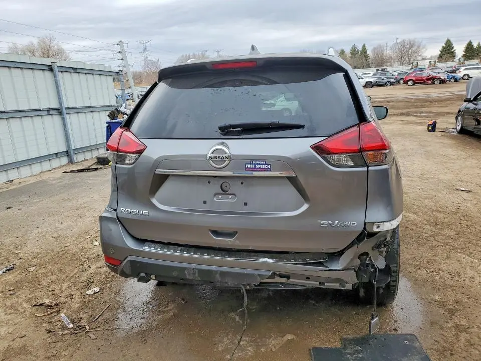 2020 NISSAN ROGUE SV  