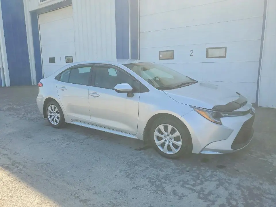 2021 TOYOTA COROLLA LE  