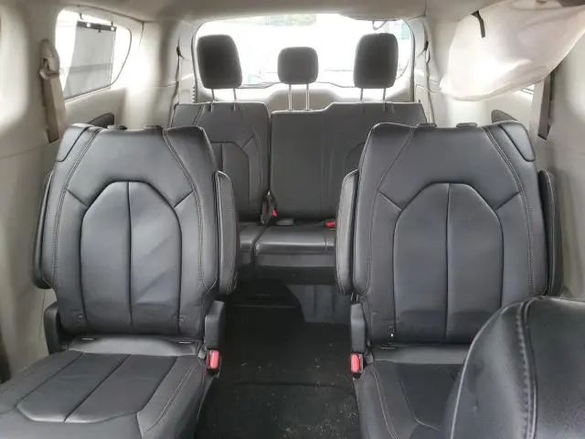 2017 CHRYSLER PACIFICA TOURING L  
