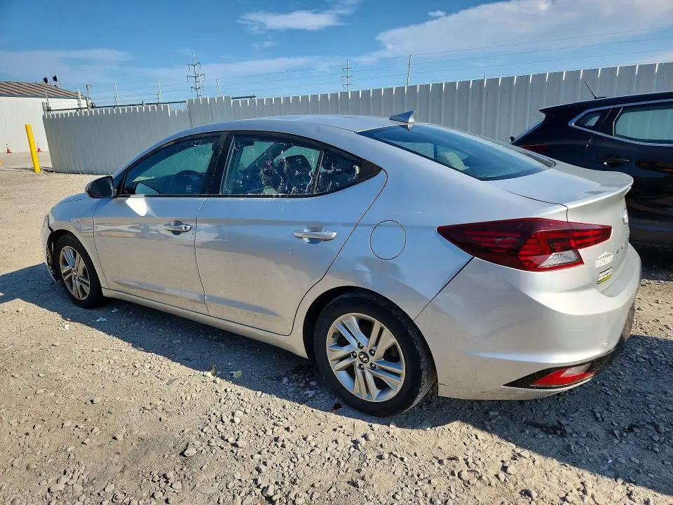 2019 HYUNDAI ELANTRA SE  