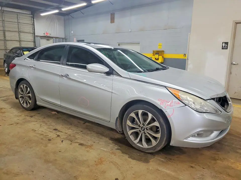 2013 HYUNDAI SONATA SE 2.0T  