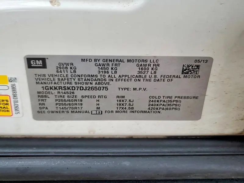 2013 GMC ACADIA SLT-2  