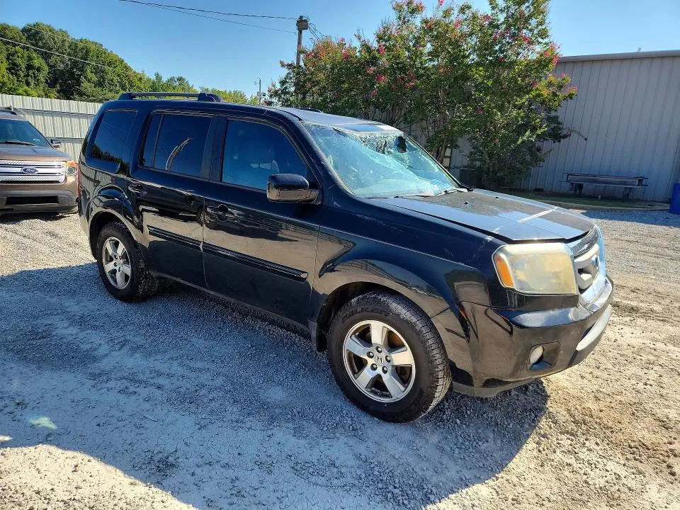 2011 HONDA PILOT EX  