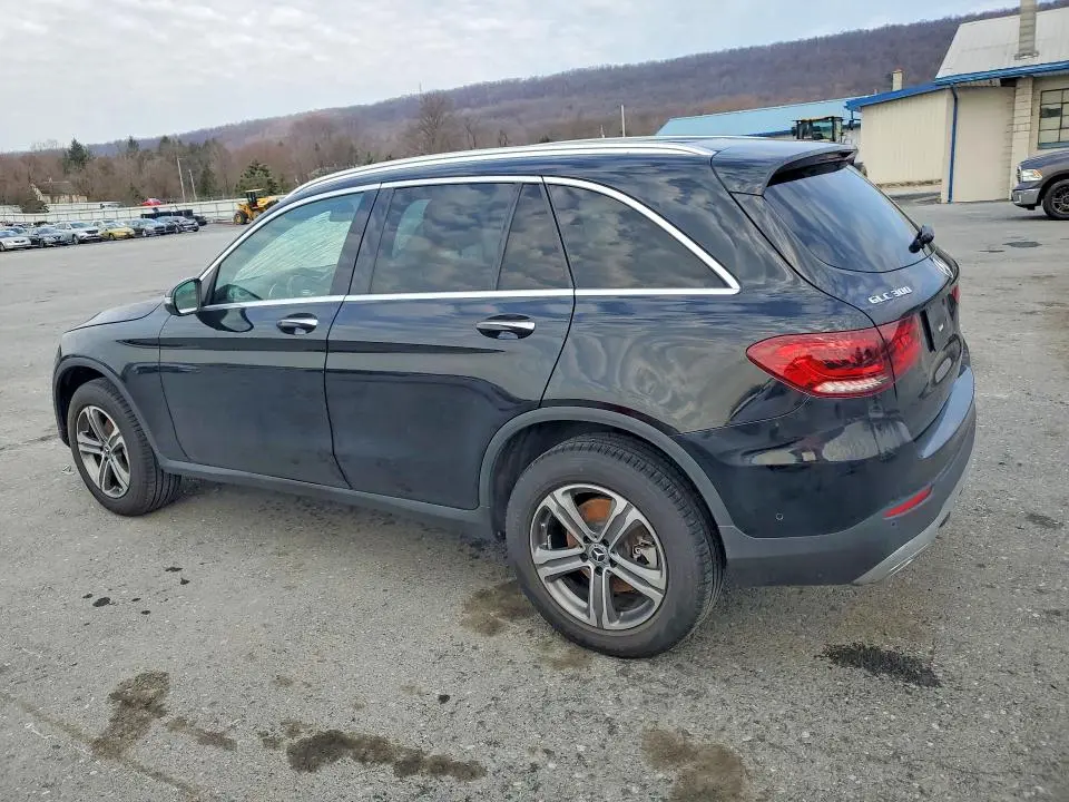 2022 MERCEDES-BENZ GLC 300 4MATIC  