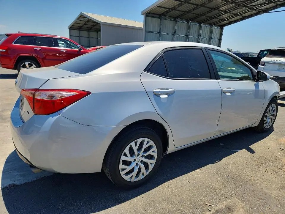 2018 TOYOTA COROLLA LE  