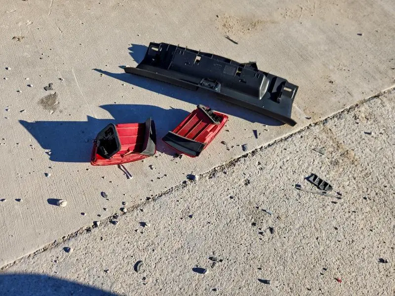 2011 VOLKSWAGEN JETTA SEL  