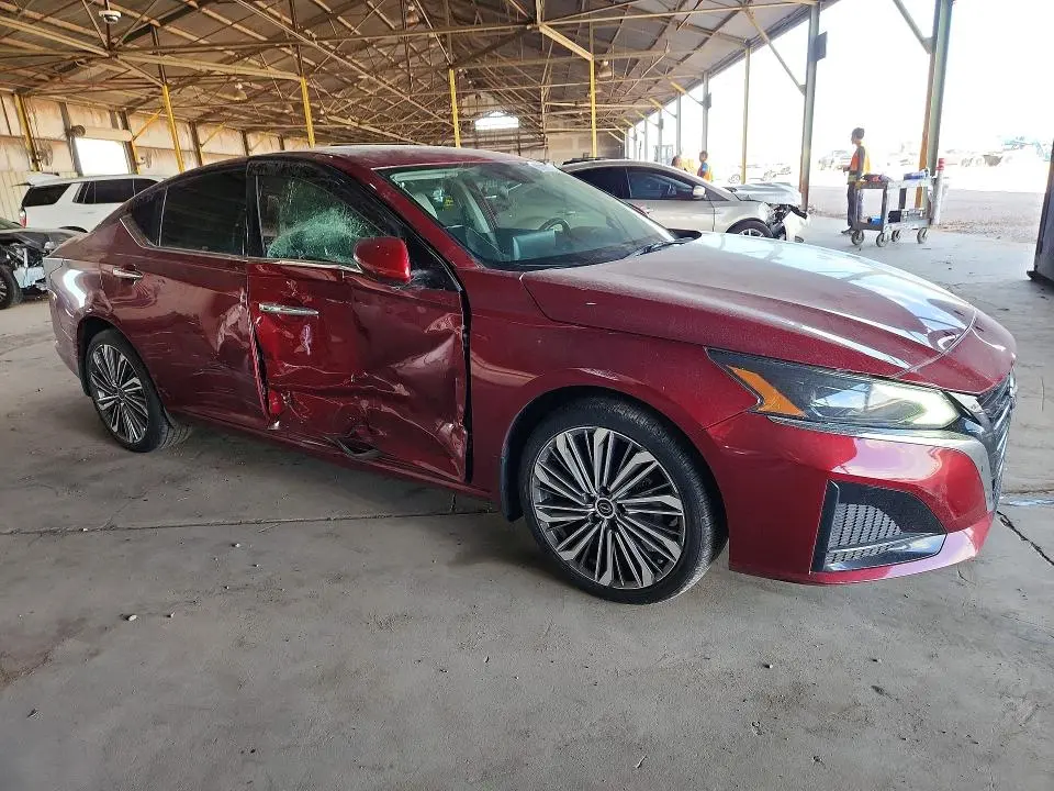 2023 NISSAN ALTIMA SL  