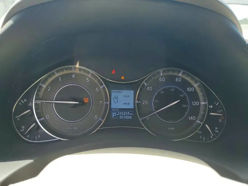 2014 INFINITI QX80 BASE  