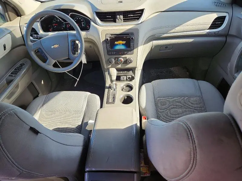 2016 CHEVROLET TRAVERSE LS  