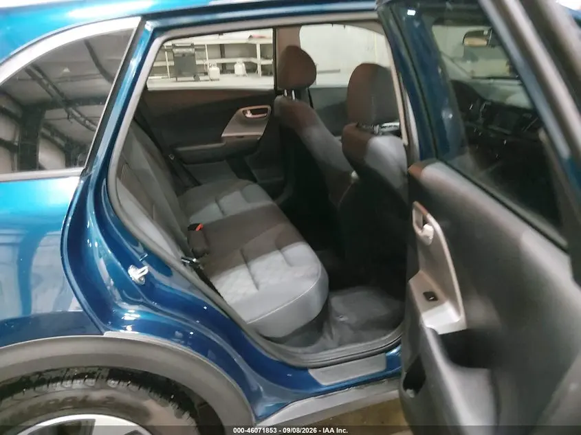 2017 KIA NIRO LX