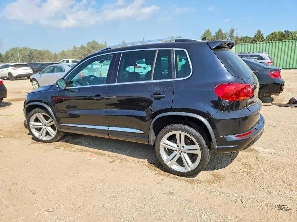 2016 VOLKSWAGEN TIGUAN S  
