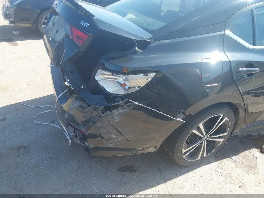 2021 NISSAN SENTRA SR XTRONIC CVT